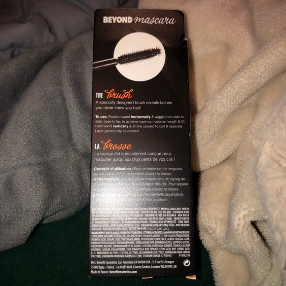 ✳️ NWT Benefit “They’re Real” black “beyond mascara” - Picture 2 of 3